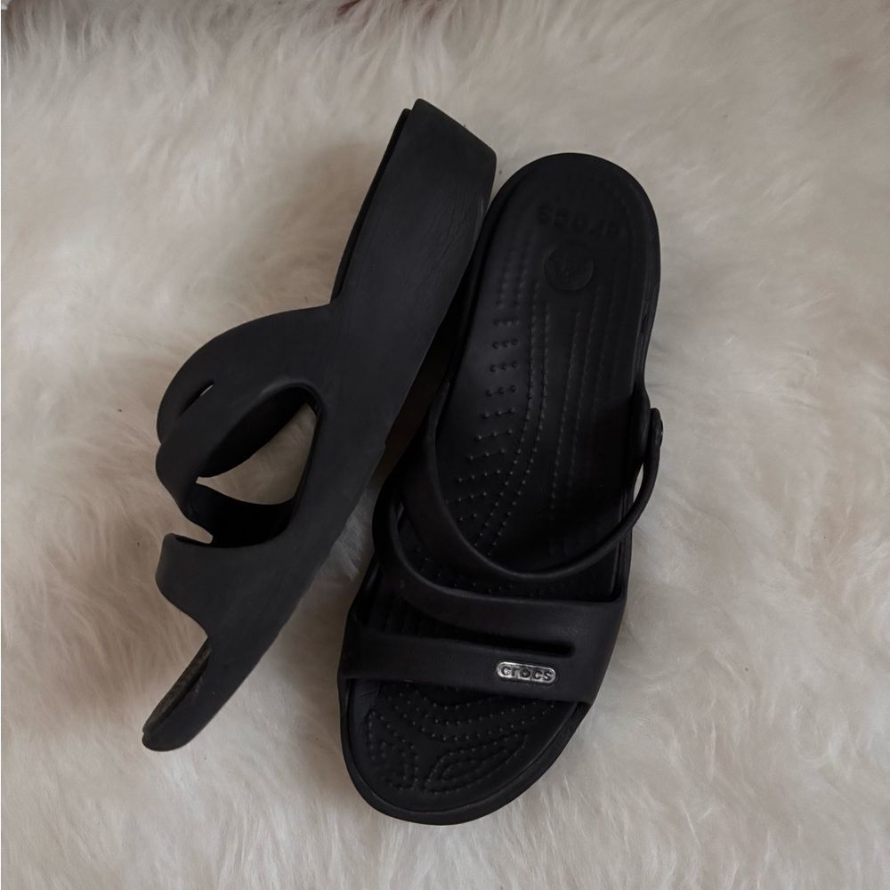 CROCS Black Strappy Sandals